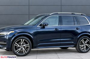 Volvo XC90 2019 2.0 250 KM