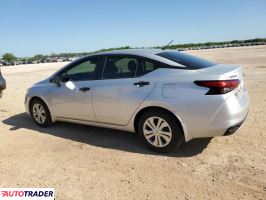 Nissan Versa 2020 1