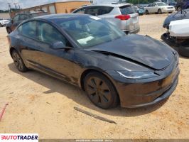 Tesla Model 3 2025