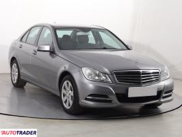 Mercedes C-klasa 2013 1.8 181 KM