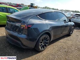 Tesla Model Y 2024 Tesla Model Y 2024