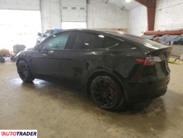 Tesla Model Y 2021 Tesla Model Y 2021