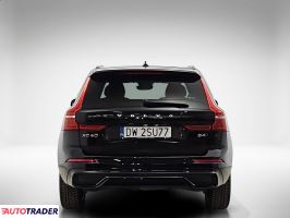 Volvo XC60 2022 2.0 197 KM