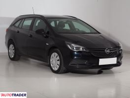 Opel Astra 2018 1.6 108 KM