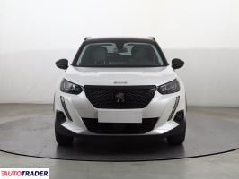 Peugeot 2008 2021 1.2 99 KM