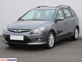 Hyundai i30 2010 1.6 88 KM