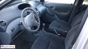 Toyota Yaris 2002 1.0 68 KM Toyota Yaris 2002 1.0 68 KM