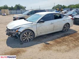 Nissan Altima 2020