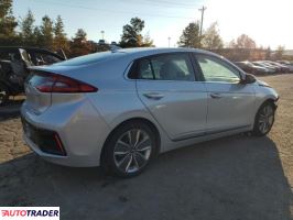 Hyundai IONIQ Hybrid 2019 1