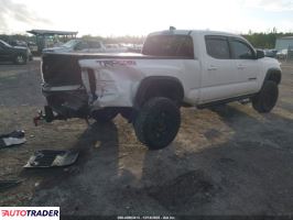 Toyota Tacoma 2022 3