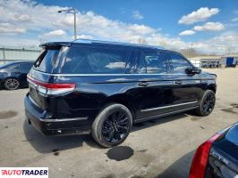 Lincoln Navigator 2024 3