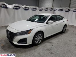 Nissan Altima - zobacz ofertę