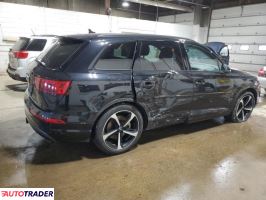 Audi Q7 2019 3