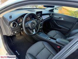 Mercedes CLA 2019 1.6 122 KM