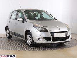 Renault Scenic 2010 1.5 104 KM