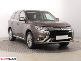 Mitsubishi Outlander 2020 2.4 221 KM