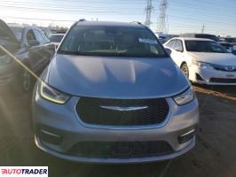Chrysler Pacifica 2021 3