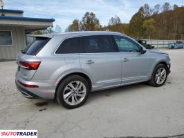 Audi Q7 2022 3