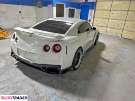 Nissan GT-R 2020 3