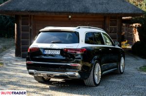 Maybach Pozostałe 2022 4.0 557 KM