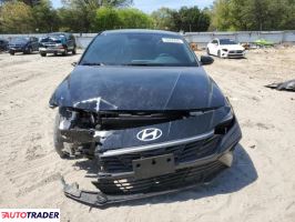 Hyundai Elantra 2025 2