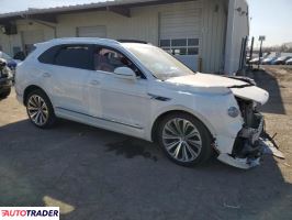 Bentley Pozostałe 2022 4
