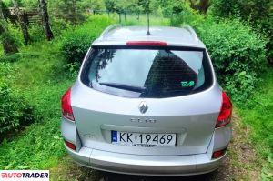 Renault Clio 2011 1.1 75 KM