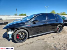 Volkswagen Golf 2024 2