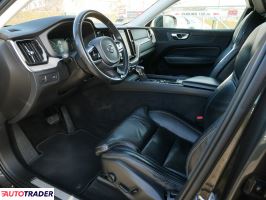 Volvo XC60 2017 2.0 235 KM