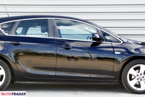 Opel Astra 2011 1.4 120 KM Opel Astra 2011 1.4 120 KM