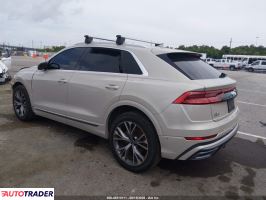 Audi Q8 2021 3