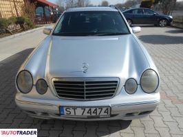 Mercedes E-klasa 2002 2.1 142 KM