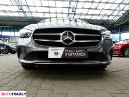 Mercedes B-klasa 2019 1.3 136 KM