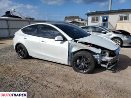 Tesla Model Y 2025 Tesla Model Y 2025