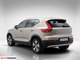 Volvo XC40 2022 1.5 129 KM