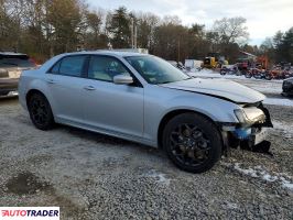 Chrysler 300C 2021 3