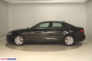 Audi A4 2022 2.0 147 KM