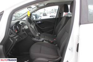 Opel Astra 2011 1.3 95 KM