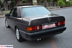 Mercedes W-201 (190) 1991 3 177 KM Mercedes W-201 (190) 1991 3 177 KM