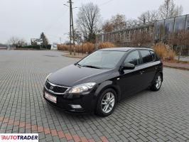 Kia Ceed 2011 1.6 90 KM