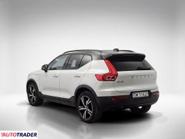 Volvo XC40 2020 1.5 262 KM