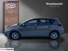 Toyota Auris 2016 1.3 99 KM