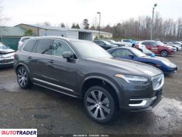 Volvo XC90 - zobacz ofertę