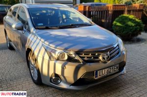 Toyota Avensis 2012 2.0 124 KM