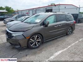 Honda Odyssey 2021 3