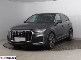 Audi Q7 2021 3.0 227 KM
