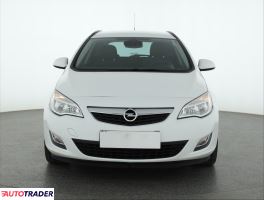 Opel Astra 2011 1.4 99 KM