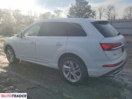 Audi Q7 2021 3