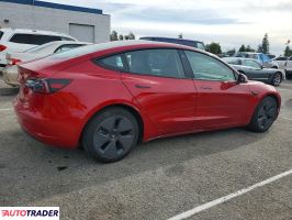 Tesla Model 3 2022