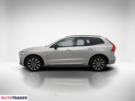Volvo XC60 2022 2.0 197 KM